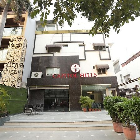Hotel Capitol Hills - Greater Kailash Delhi Ню Делхи Екстериор снимка